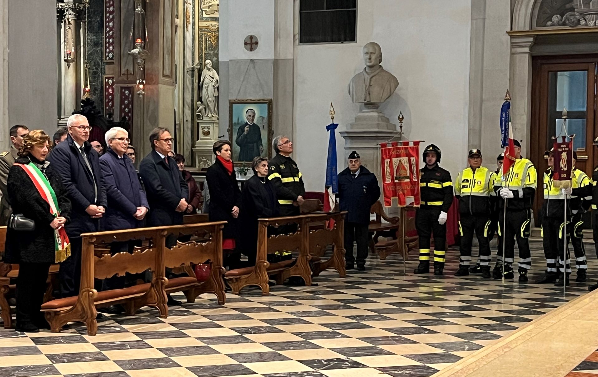 VIGILI FUOCO. BORDIN: SUI LORO CASCHI PESA RESPONSABILITÀ DEL SOCCORSO